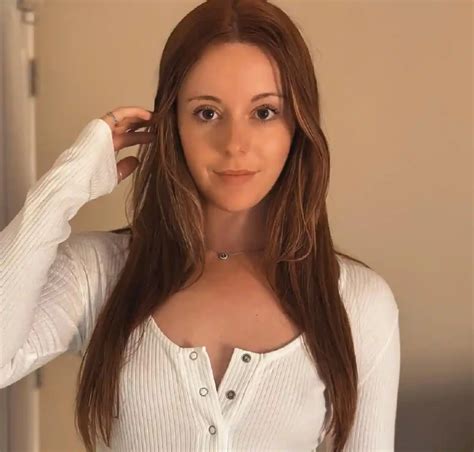 Nadia Fox Porn Videos 